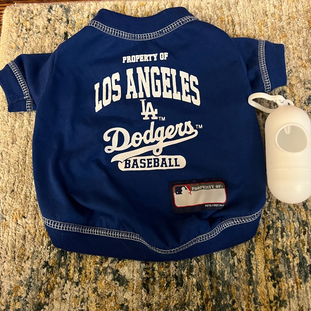 MLB Dodger pet blue T-shirt size Small